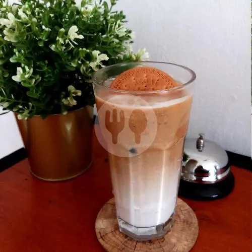 Kopi Susu Regal (Iced)